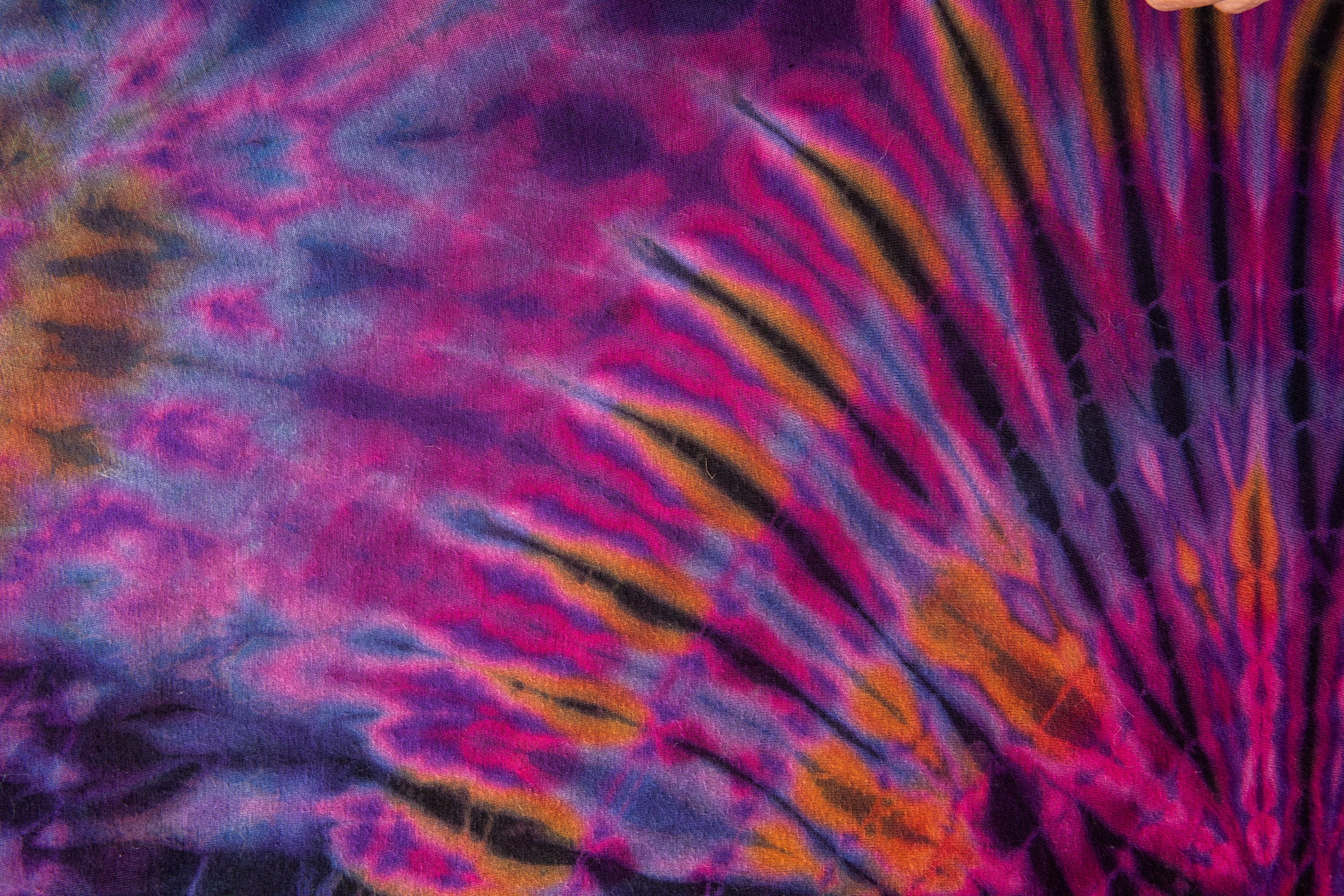 Masters of Mudmee: The Secrets to the Art of Tie Dye