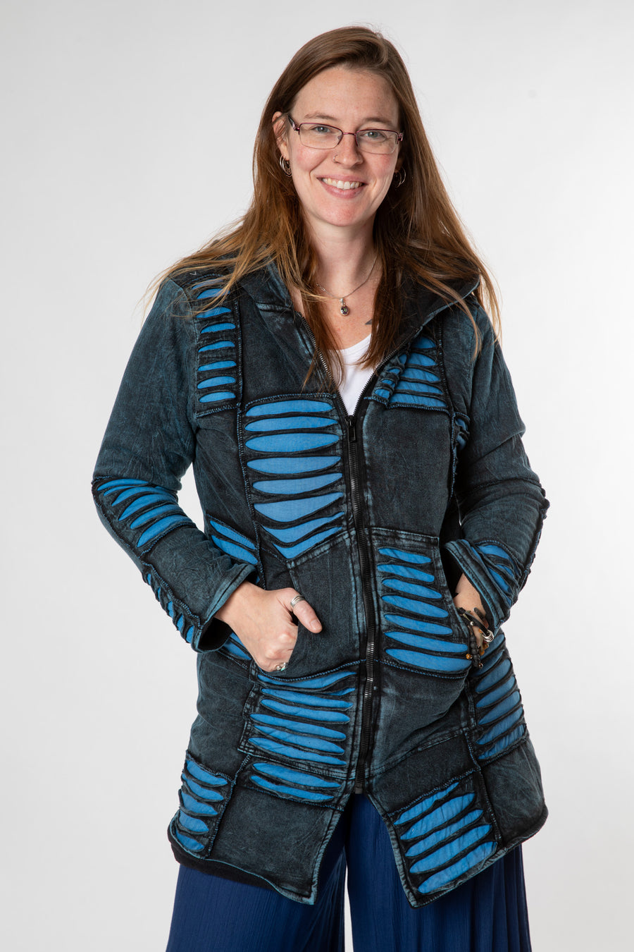 Margaret is wearing size M patchwork jacket in blue