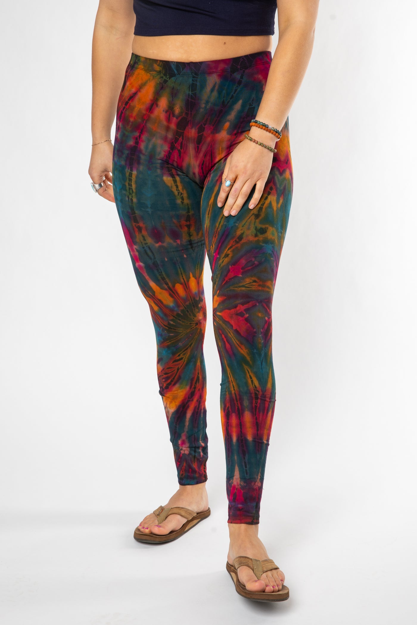 Sophie is wearing size S/M tie dye leggings in gray