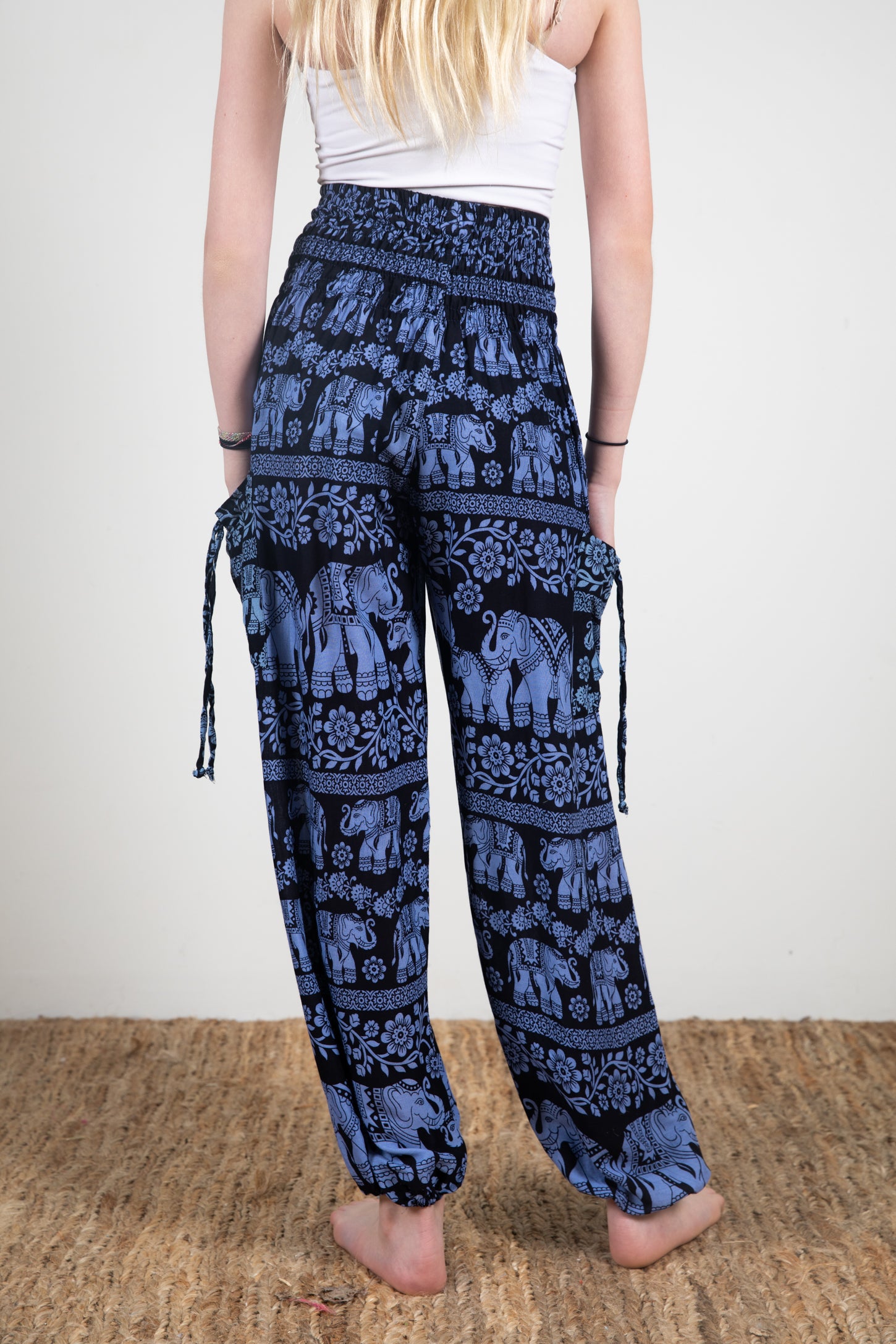 Understanding the difference between Thai, sarouel and harem pants – Hippie  Pants